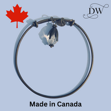 Charger l'image dans la galerie, Antique Brass with Crystal Drop Bracelet