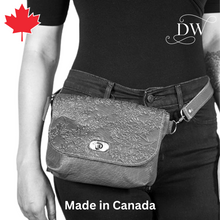 Charger l'image dans la galerie, Black Leather Waist Bag/Crossbody Bag | Hides in Hand9