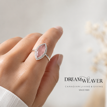 Charger l'image dans la galerie, Blush Chalcedony Marquise Ring | Sterling Silver2