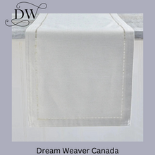 Charger l'image dans la galerie, Cream with Metallic Gold Shimmer Table Runner