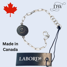 Load image into Gallery viewer, Vintage Canadian Beaver Button Silver Bracelet