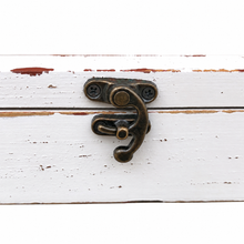 Charger l'image dans la galerie, Vintage Distressed Wood Glass Display & Organizer Box latch
