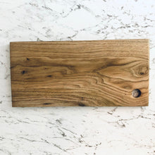 Charger l'image dans la galerie, Raw Edge Wood Charcuterie Board | Rectangle