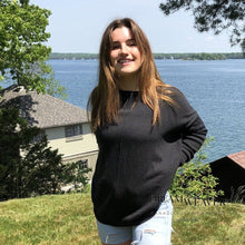 Charger l'image dans la galerie, Charcoal Crew Neck Curve Hem Knit Sweater | Echo Verde Fashion