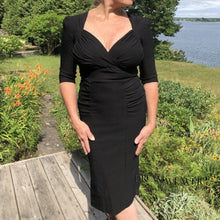 Charger l'image dans la galerie, Marilyn Fitted Dress | Black | Stop Staring | Medium Fashion