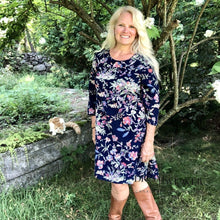 Charger l'image dans la galerie, Meadow Corduroy Dress | April Cornell