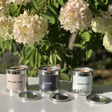 Charger l'image dans la galerie, Milk and Sugar Candle by Mala | 4 oz Candles