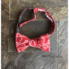 Charger l'image dans la galerie, Ropes Nautical Bow Tie | Cream Ropes on Red Accessories