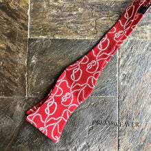 Charger l'image dans la galerie, Ropes Nautical Bow Tie | Cream Ropes on Red