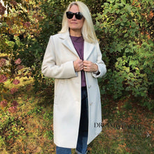 Charger l'image dans la galerie, Stone Twill Coat with Removable Faux Fur Collar