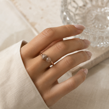 Load image into Gallery viewer, Audre Anne Rose Gold &amp; Grey Agate Ring | Pilgrim | Dream Weaver Canada3
