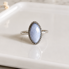 Load image into Gallery viewer, Blue Lace Agate Marquise Ring | Sterling Silver | Dream Weaver Canada5
