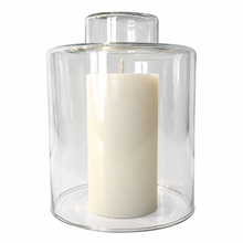 Charger l'image dans la galerie, Clear Glass Display Cloche with Flat Top Handle – 8.75" 5
