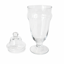 Charger l'image dans la galerie, Clear Glass Pedestal Apothecary Jar with Lid – 11" 2
