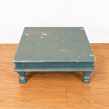 Charger l'image dans la galerie, Distressed Wood Display Riser / Low Table –  | Dream Weaver  TOP
