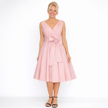 Charger l'image dans la galerie, Pink Retro Swing DressDusty rose fit and flare dress with plunging V-neck and full skirt
