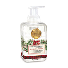 Charger l&#39;image dans la galerie, Holiday GarlandvFoaming Hand Soap_1
