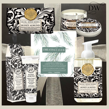 Charger l'image dans la galerie, Honey Almond Signature Gift Box | Michel Design Works | Dream Weaver 1
