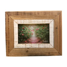 Load image into Gallery viewer, Picture Frame 6x4 Distressed Wood Frame in Metal Stand
