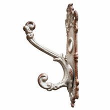 Charger l'image dans la galerie, Vintage-Style Ornate Double Wall Hook – Distressed Cream &amp; Brown side
