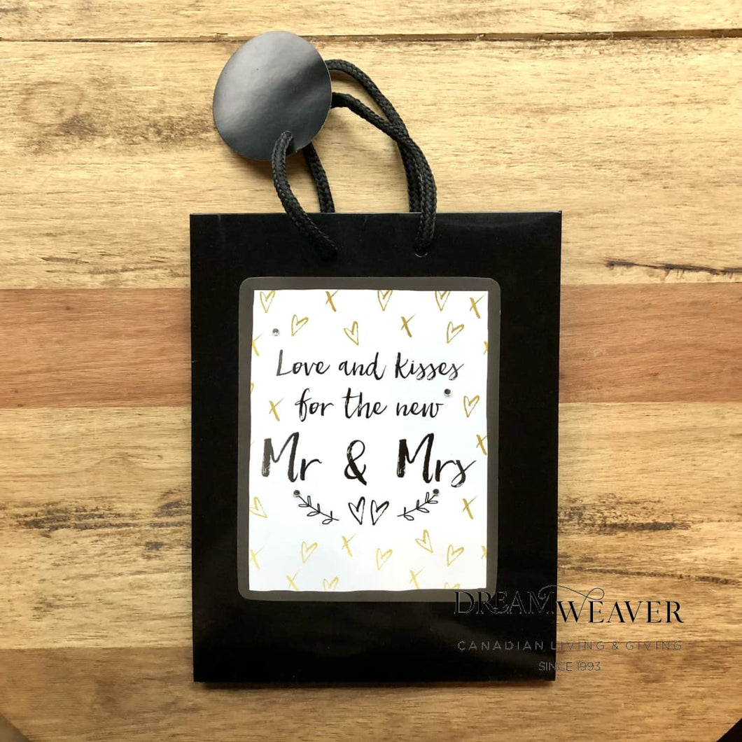 Gift Bag | Love and kisses for the new Mr & Mrs | Medium Gift Wrap etc.