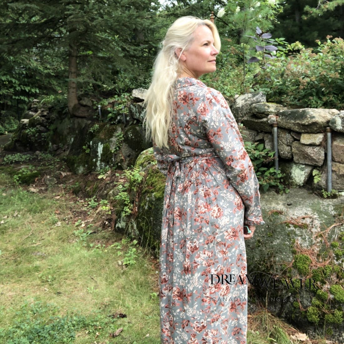 Laura dress canada top