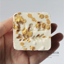 Load image into Gallery viewer, Sugar &amp; Spice Sparkling Milk Bath Cube | Dot &amp; Lil | Dream Weaver 
