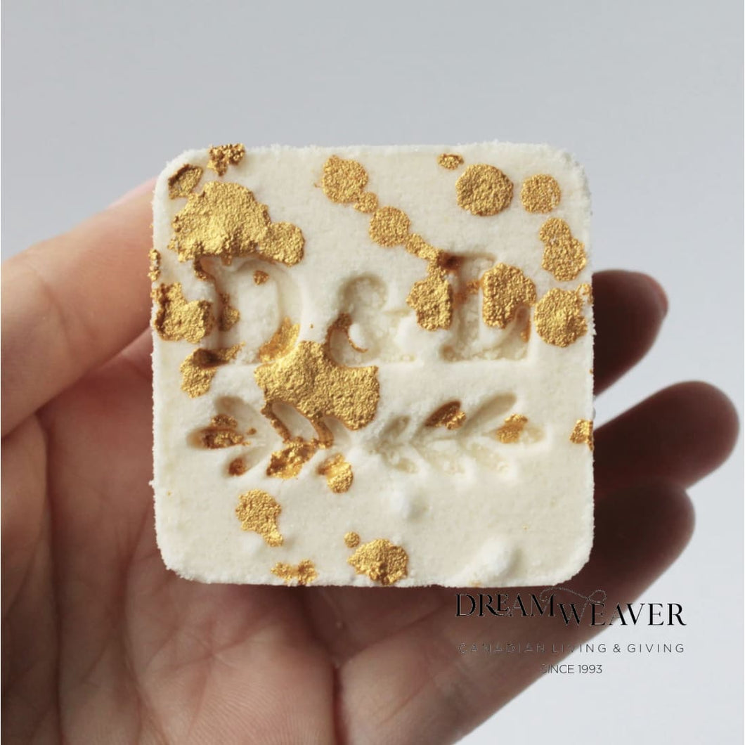 Sugar & Spice Sparkling Milk Bath Cube | Dot & Lil | Dream Weaver 